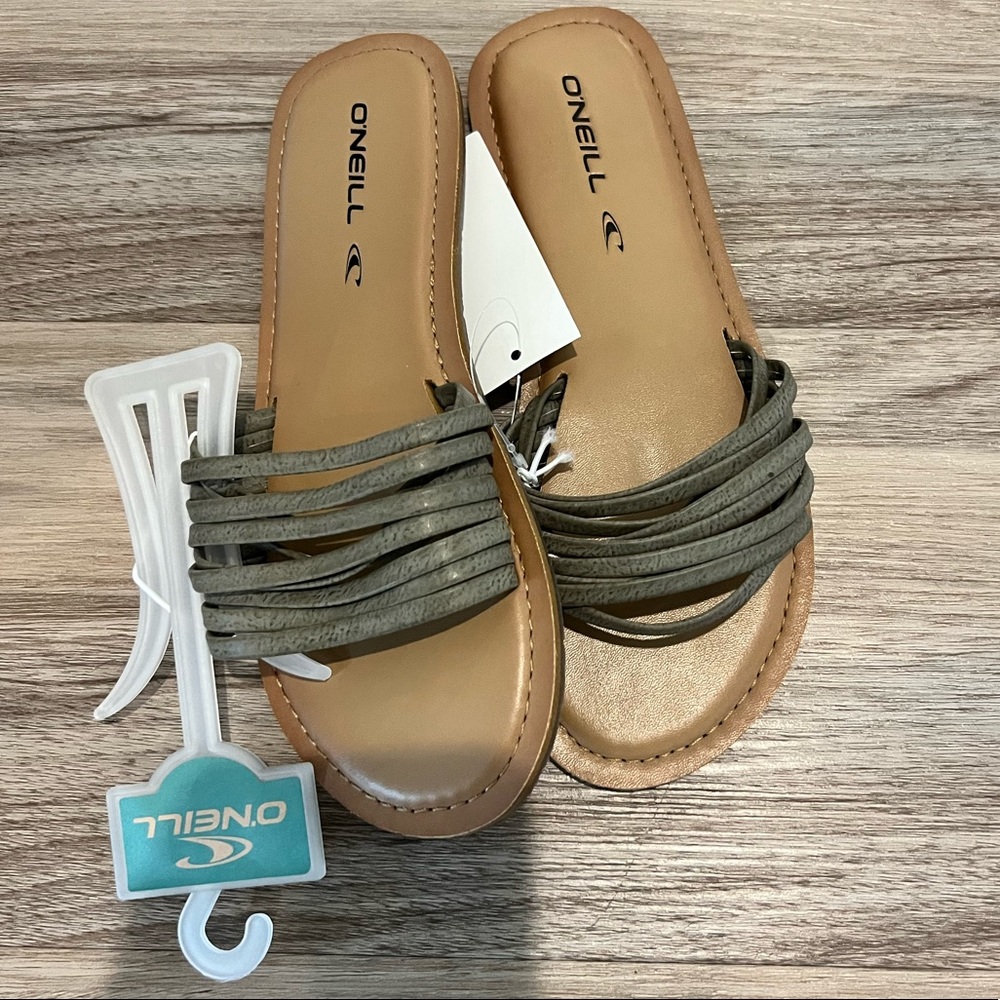 O’Neill Laguna olive green strappy sandals flip-flops slides new Sz 6 NWT.